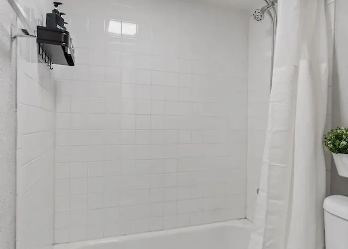 Intimate 2bd Tcu Walkable * Fort Worth